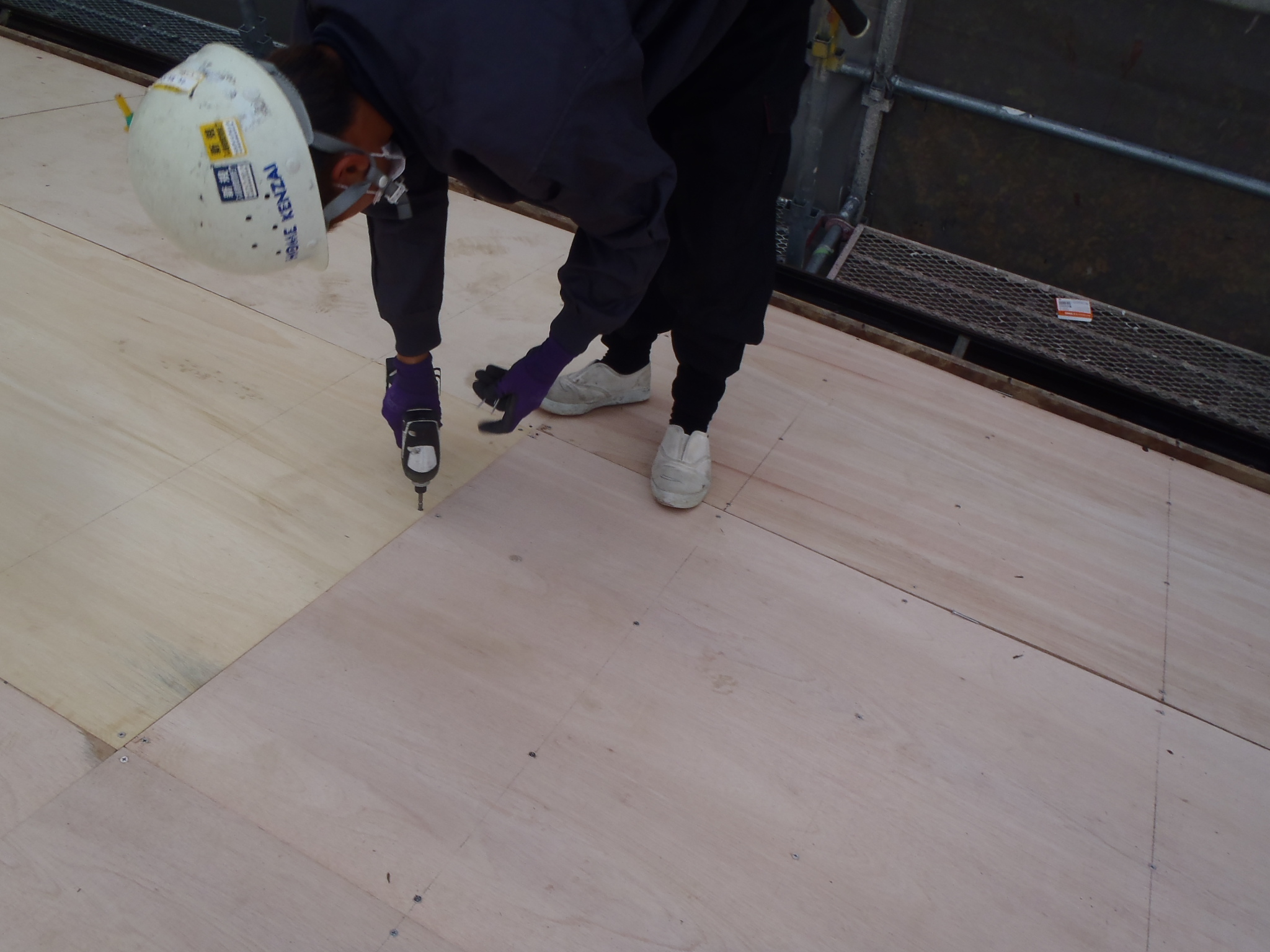 屋根葺き替え工事 コンパネ施工