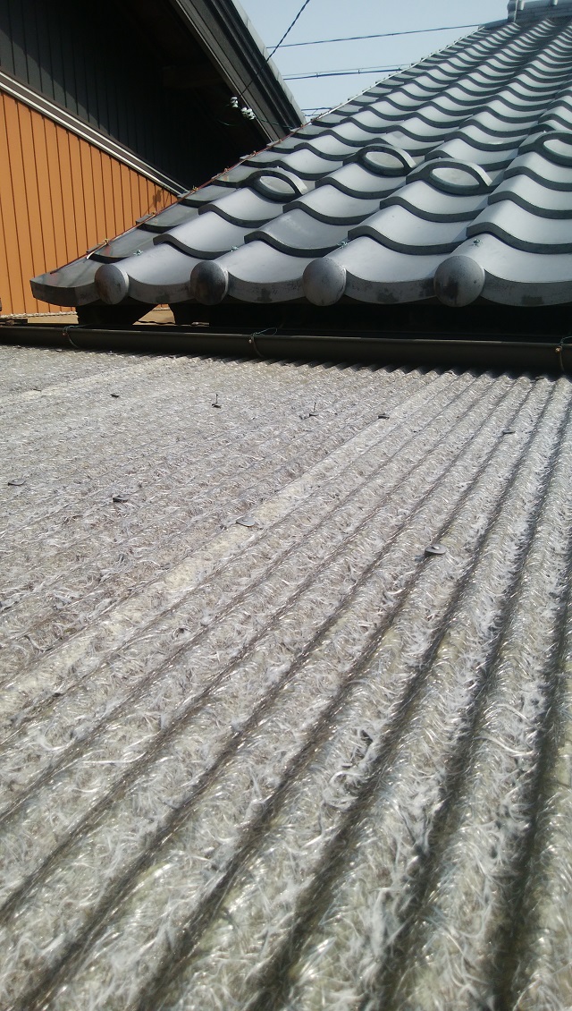 ガラスネット波板