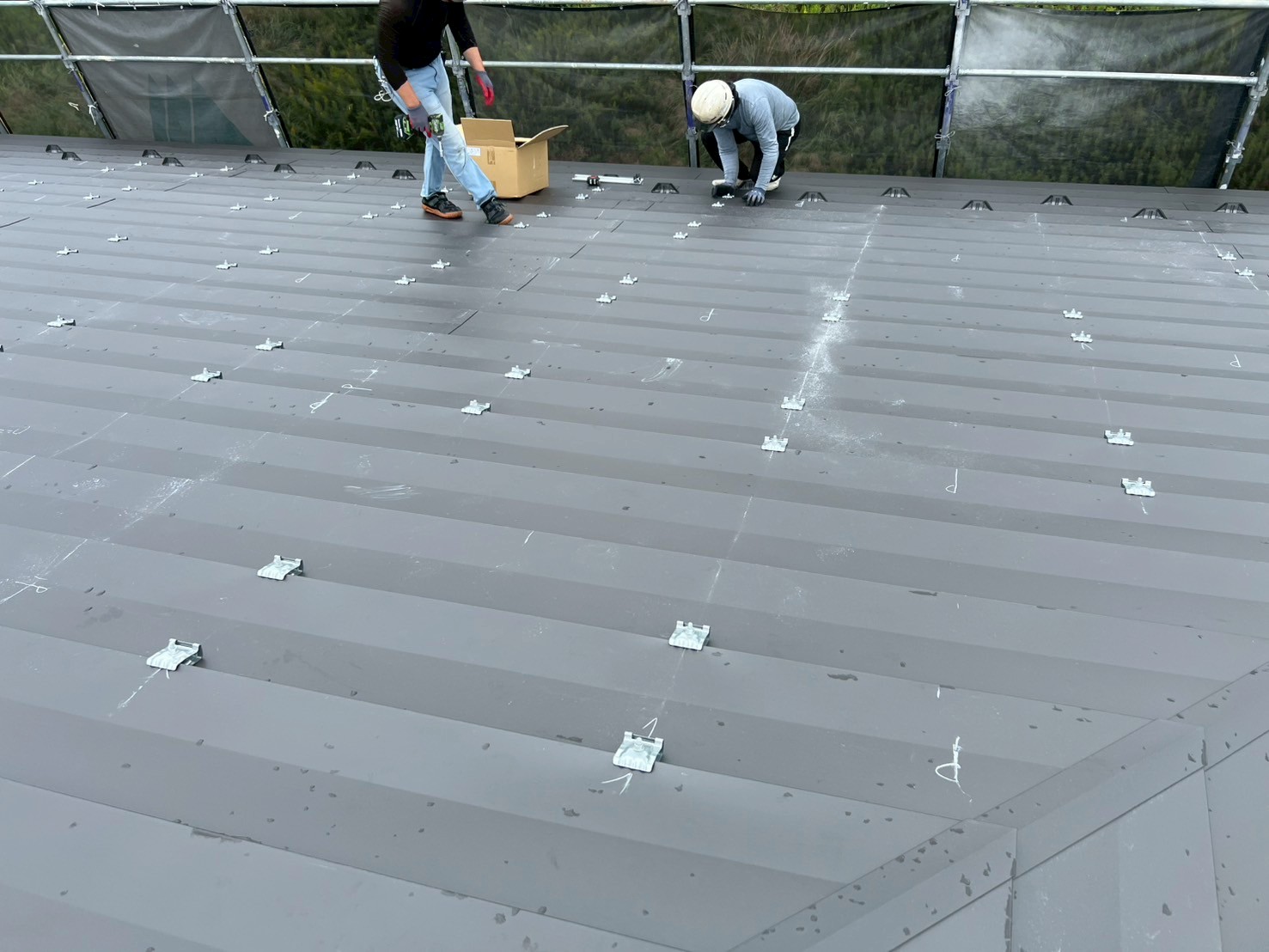 金属横葺の墨だし