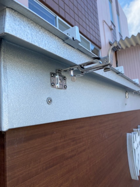 軒樋金具の取付状況