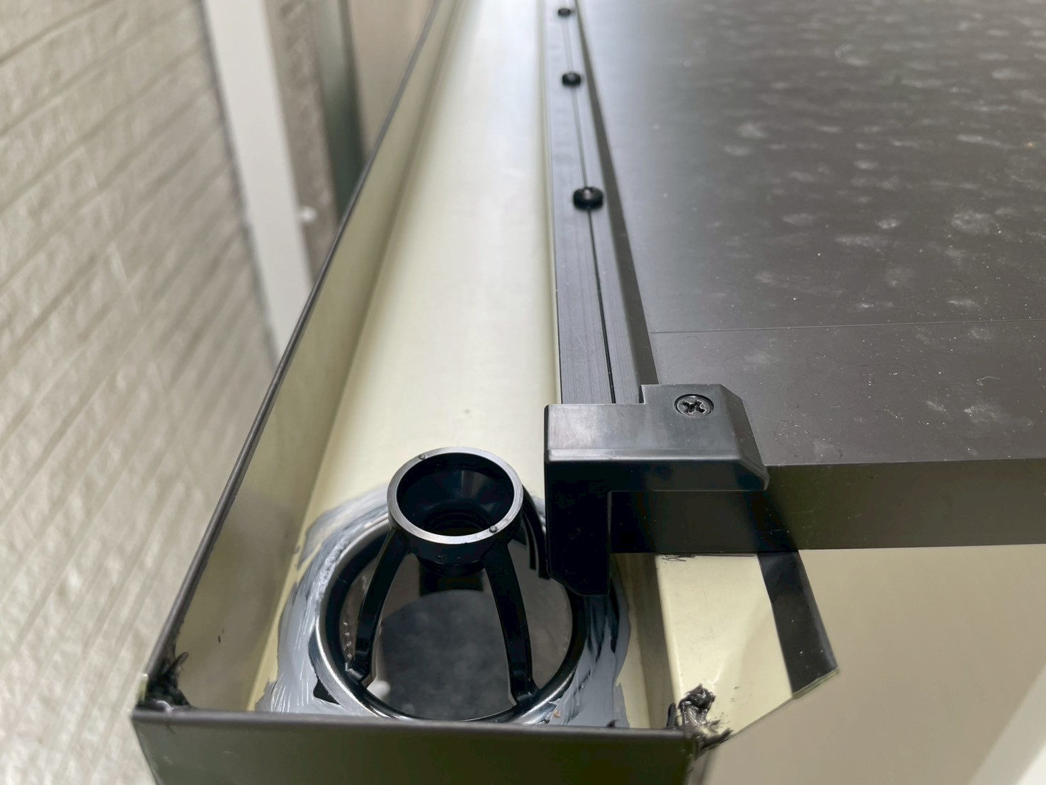 軒樋の自在ドレン