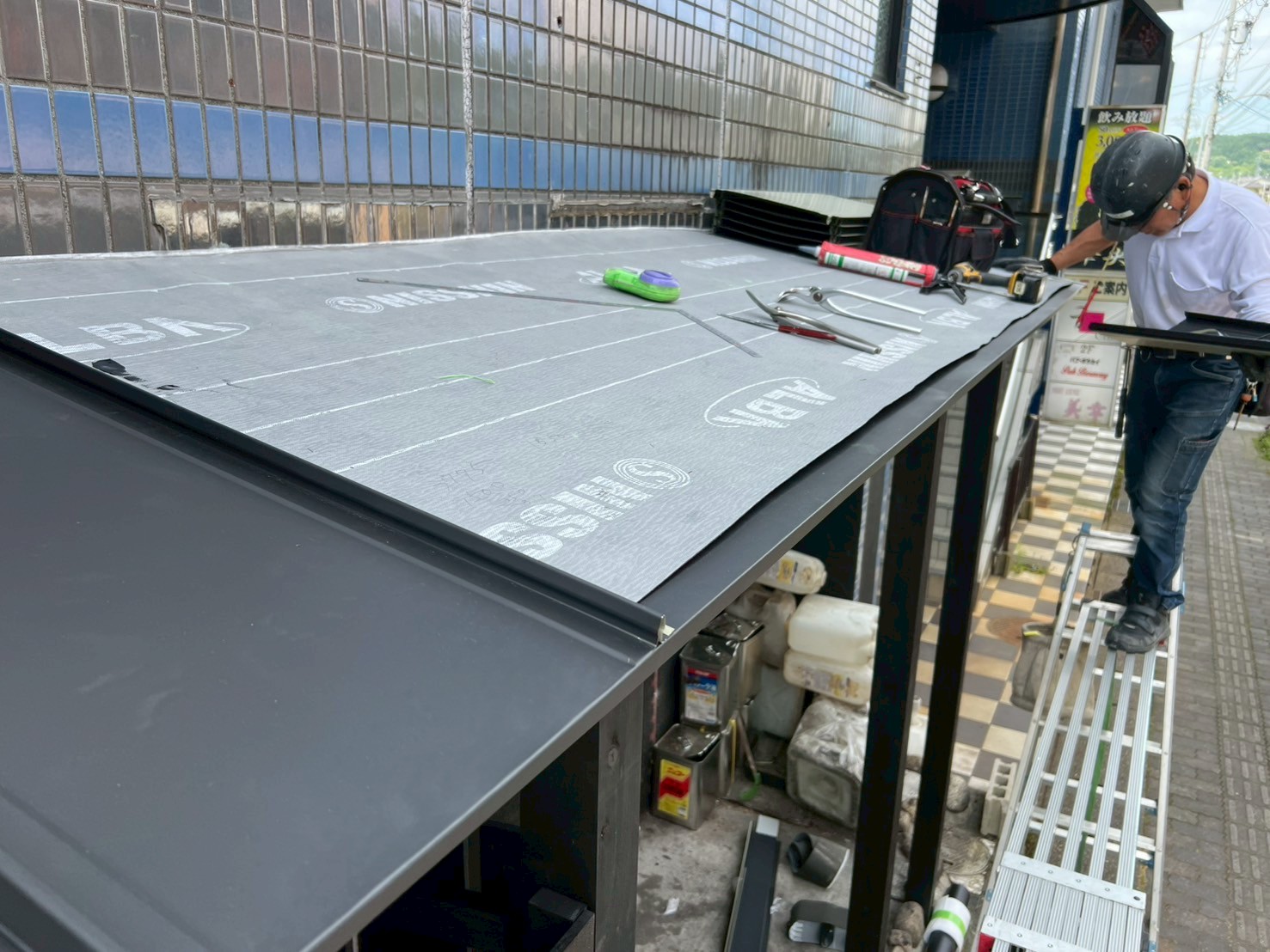 立平葺き屋根材