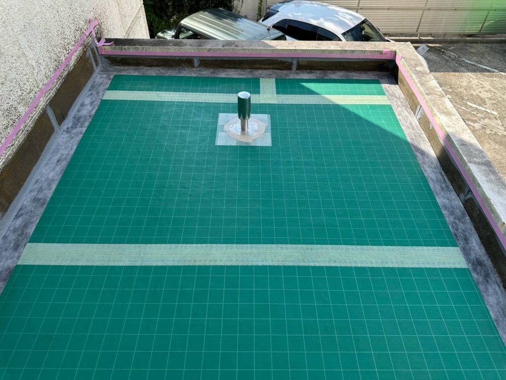 脱気筒設置後の屋上