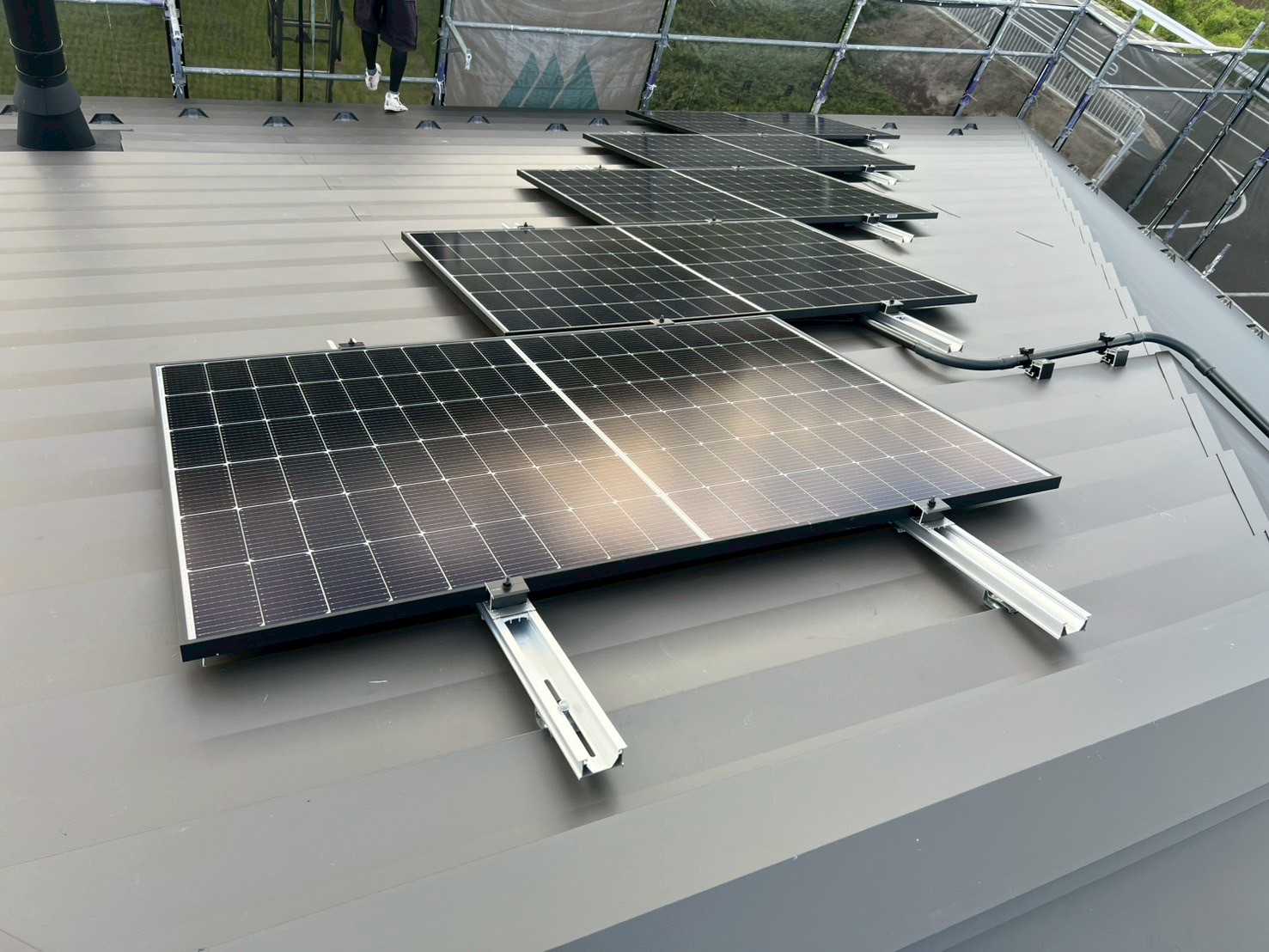 設置された太陽光パネル