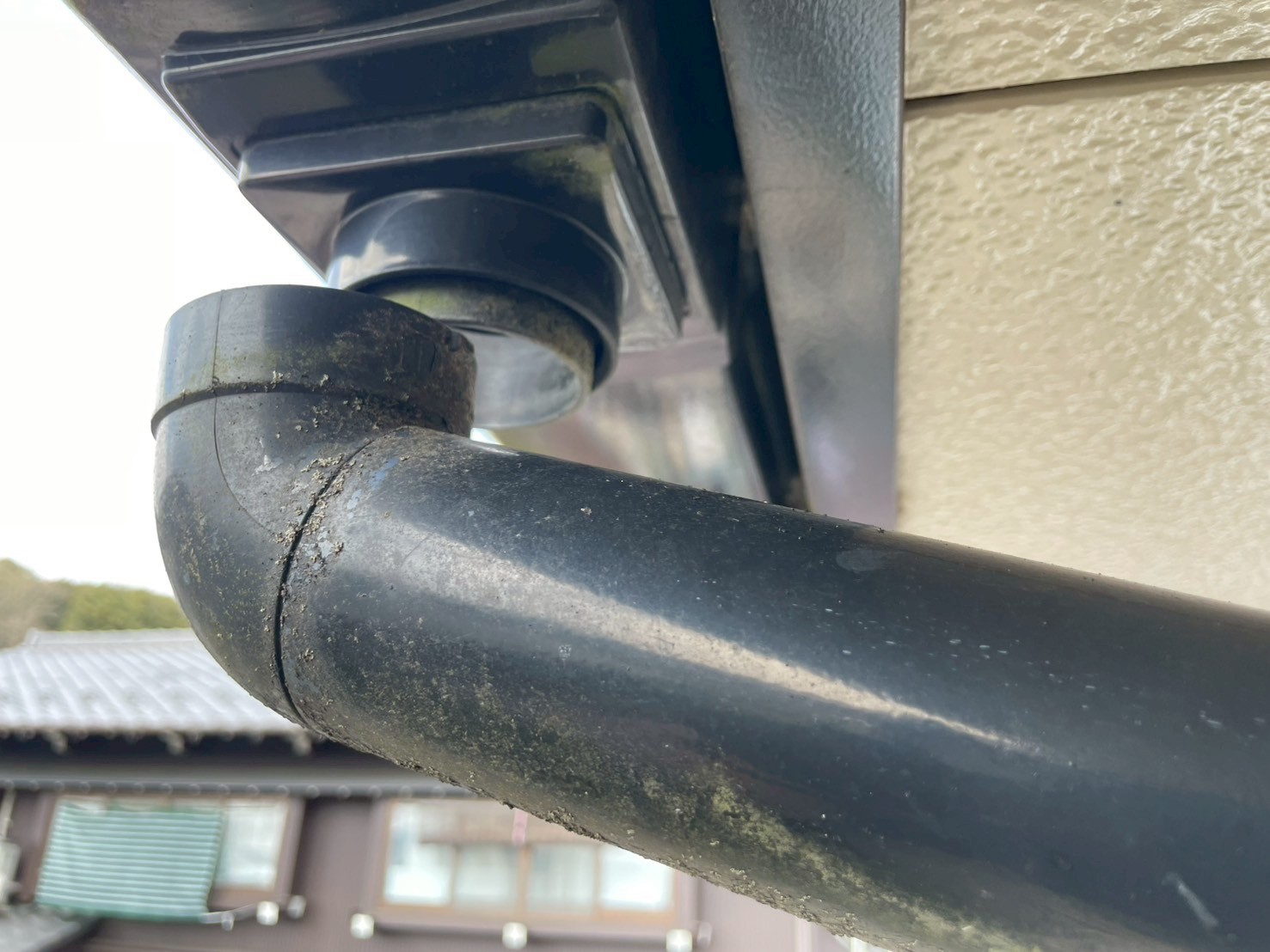 集水器から外れた樋