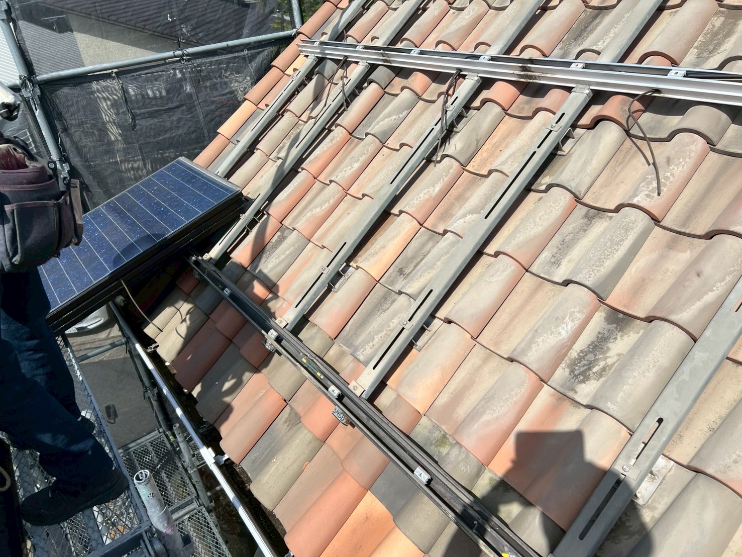 太陽光発電パネルの撤去