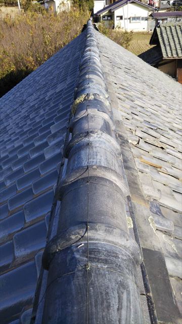 雨漏り補修瓦工事　棟