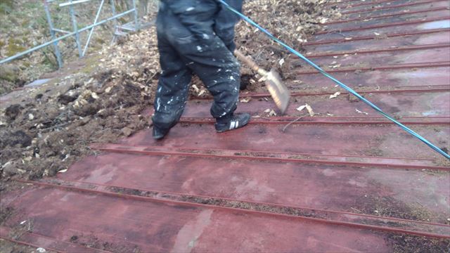 茅野市北山U邸別荘屋根塗装