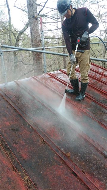 茅野市北山U邸別荘屋根塗装