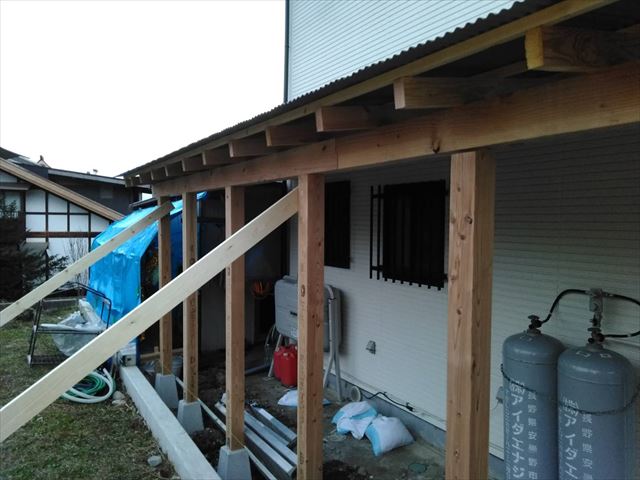 安曇野市堀金T邸　木造差し掛け