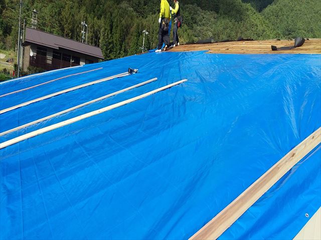 台風被害屋根工事