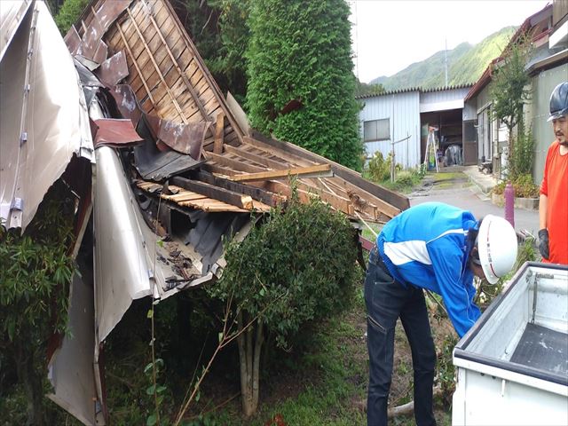 台風で飛んだ屋根