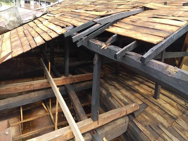 台風被害屋根工事