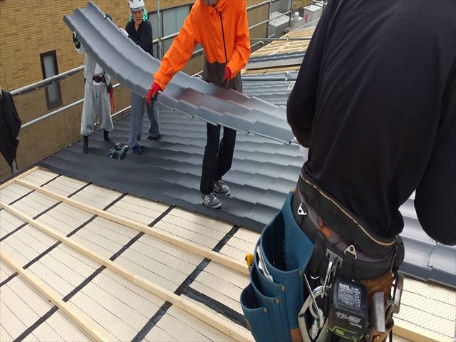 金属瓦葺き替え