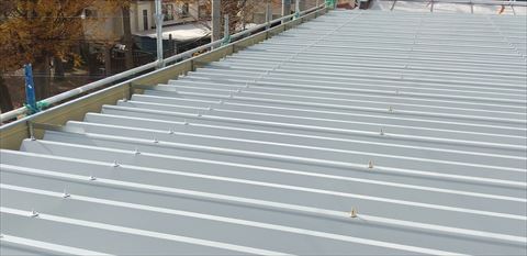 折半屋根カバー工法