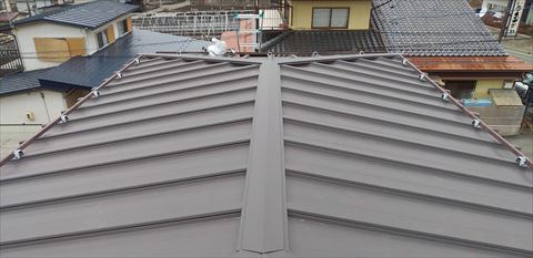 屋根カバー工法