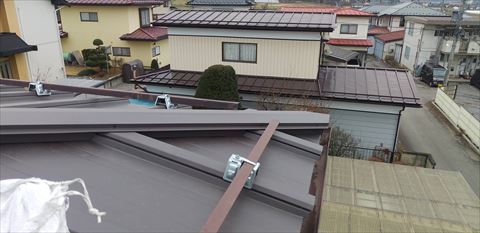 屋根カバー工法