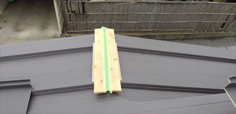 屋根カバー工法