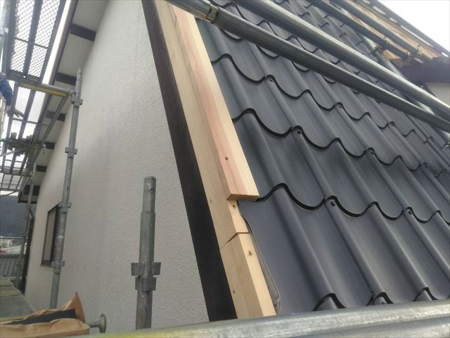 金属瓦葺き替え