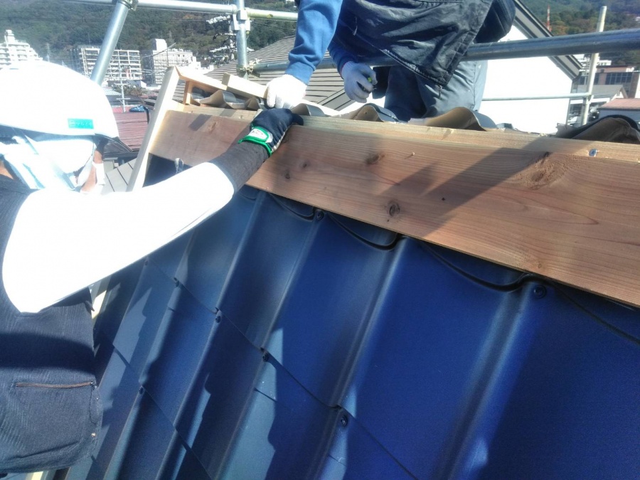 金属瓦葺き替え