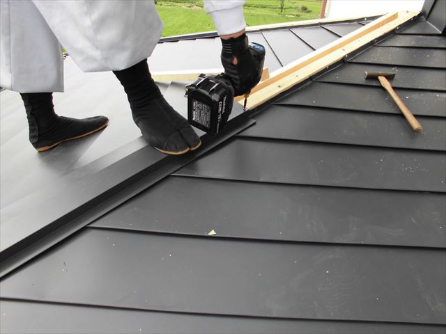 カラーベストカバー工法