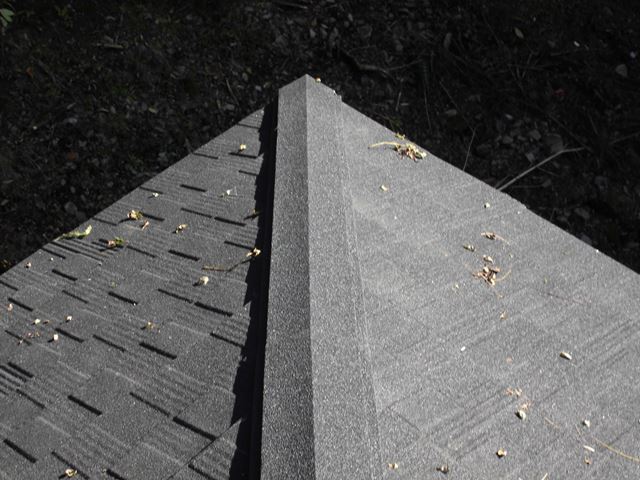 茅野市北山A邸屋根葺き替え施工中