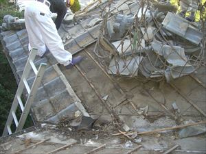 瓦おろし　クレーン