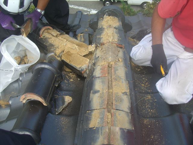 塩尻市T邸瓦積み直し