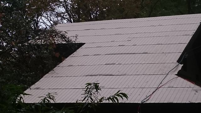 茅野市北山A邸屋根葺き替え施工中