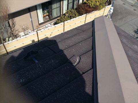 スレート割れた屋根