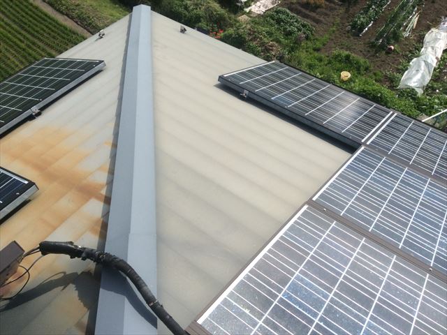 ガルバ屋根塗装