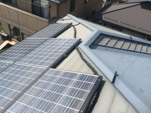 ガルバ屋根塗装