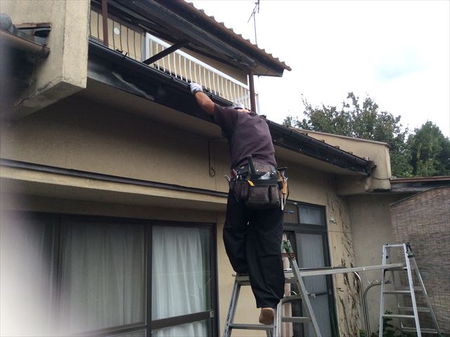 塩尻市広丘雨樋交換