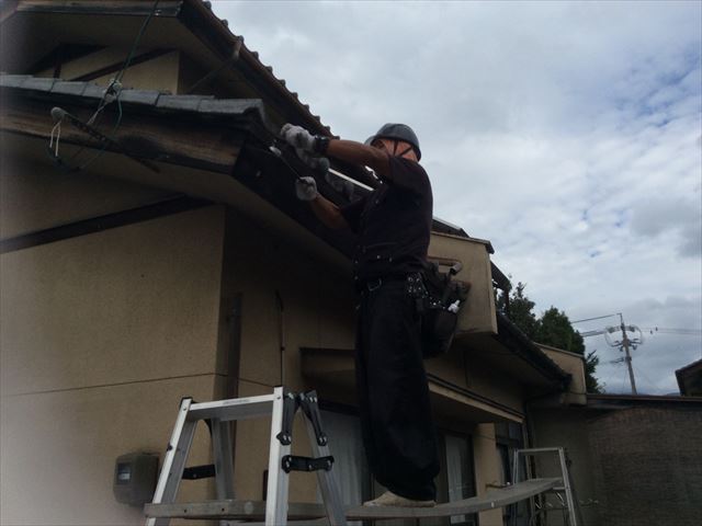 塩尻市広丘雨樋交換