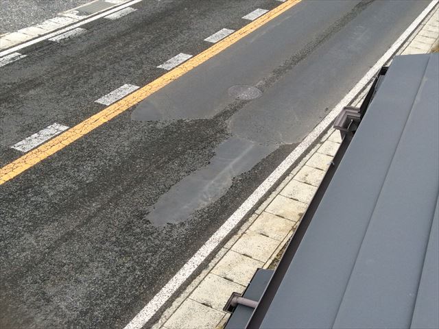 妻側に付ける雨樋