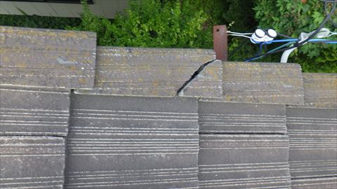 モニエル瓦破損