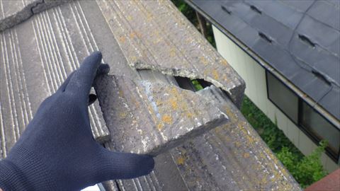 モニエル瓦破損