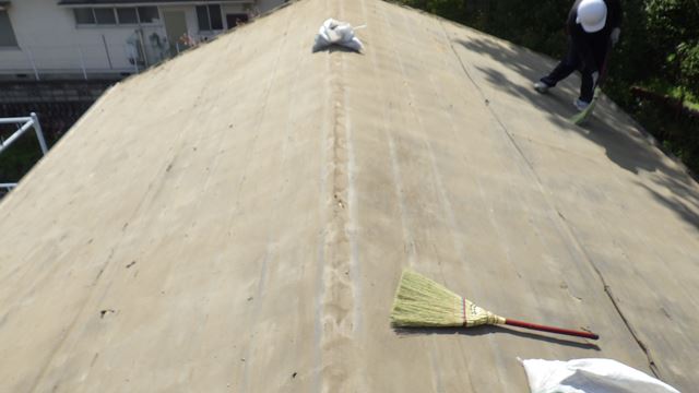 松本市中山屋根葺き替え瓦おろし