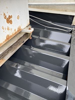 塩尻市折半屋根