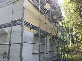 別荘屋根壁塗装