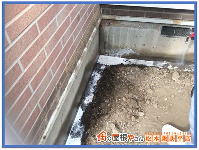 ウッドデッキシロアリ駆除