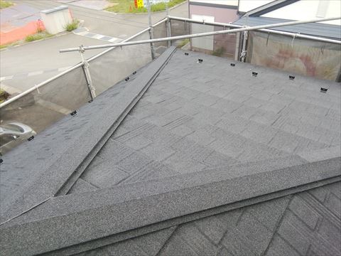 メリッサカバ工事棟板金取り付け