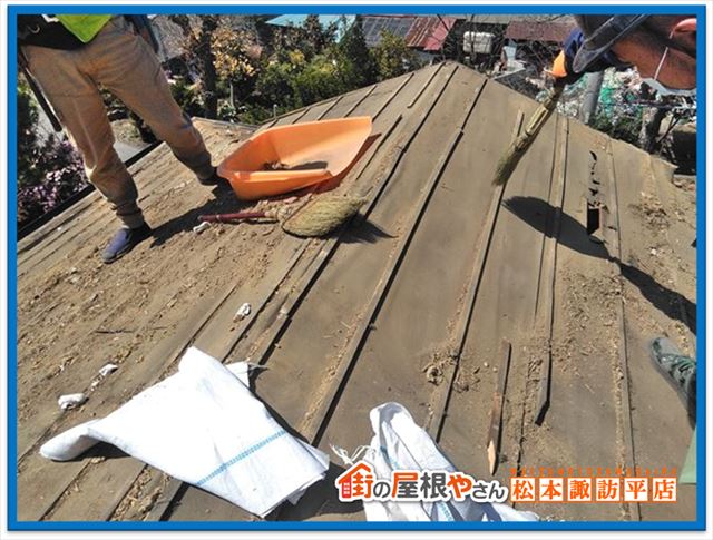 塗装してはいけない屋根