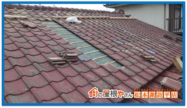 安曇野市瓦葺きなおし