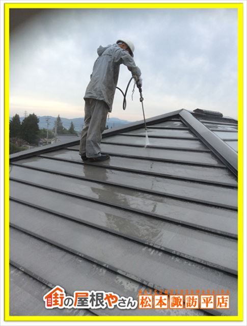 岡谷市屋根塗装