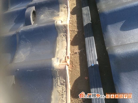 諏訪市瓦屋根に雪止めスノーエール取付施工手順1