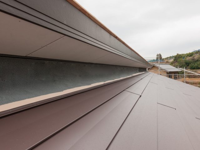 ガルバリウム鋼板屋根