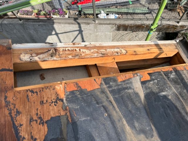 雨漏れ下地腐蝕の状態