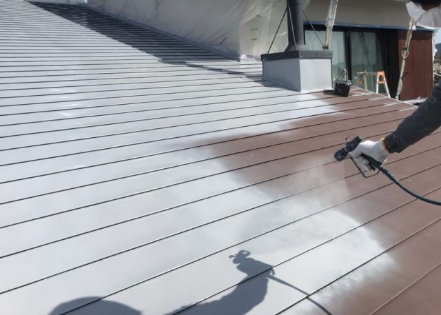 ガルバリウム屋根塗装工事