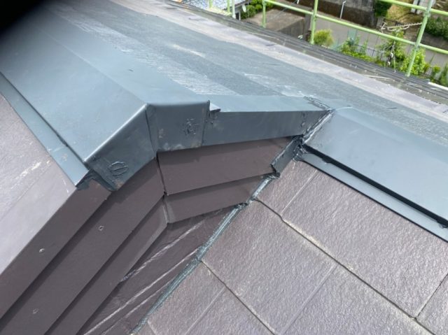 雨漏れ補修の様子